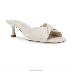 Nordstrom Anne Klein Kitten Heel in Silver